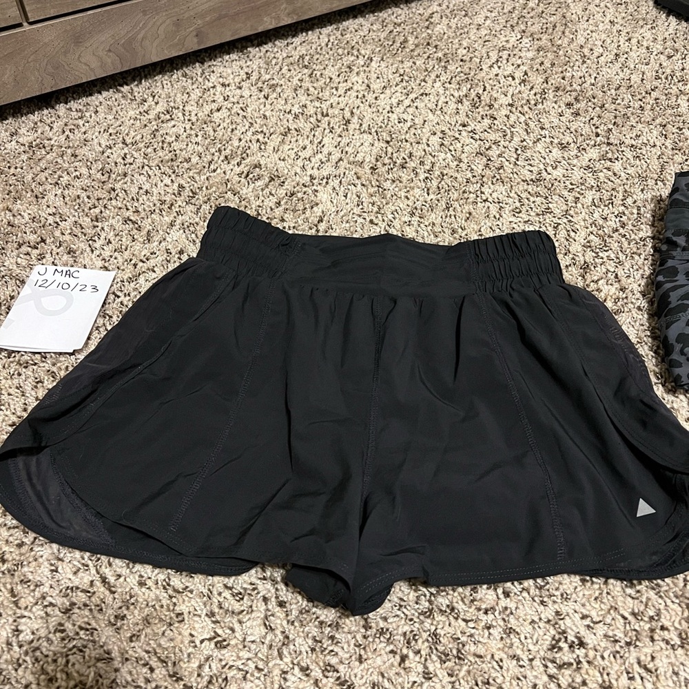 Vitality Breeze shorts